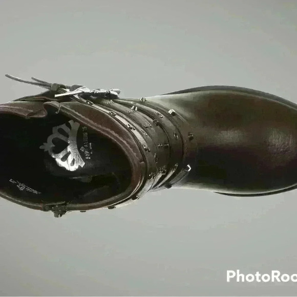 Women’s Combat Boots - Picture 5 of 7